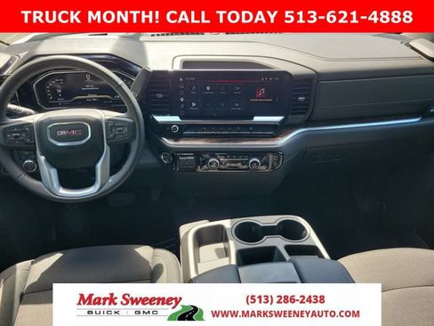 Used 2025 GMC Sierra 1500 Elevation AWD/4WD image 7