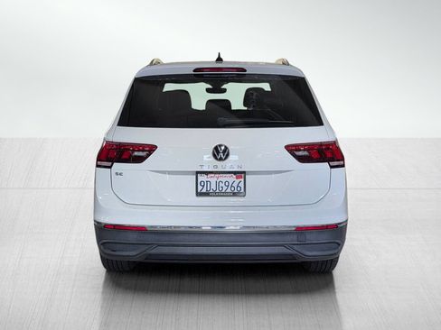 Used 2022 Volkswagen Tiguan SE FWD image 6