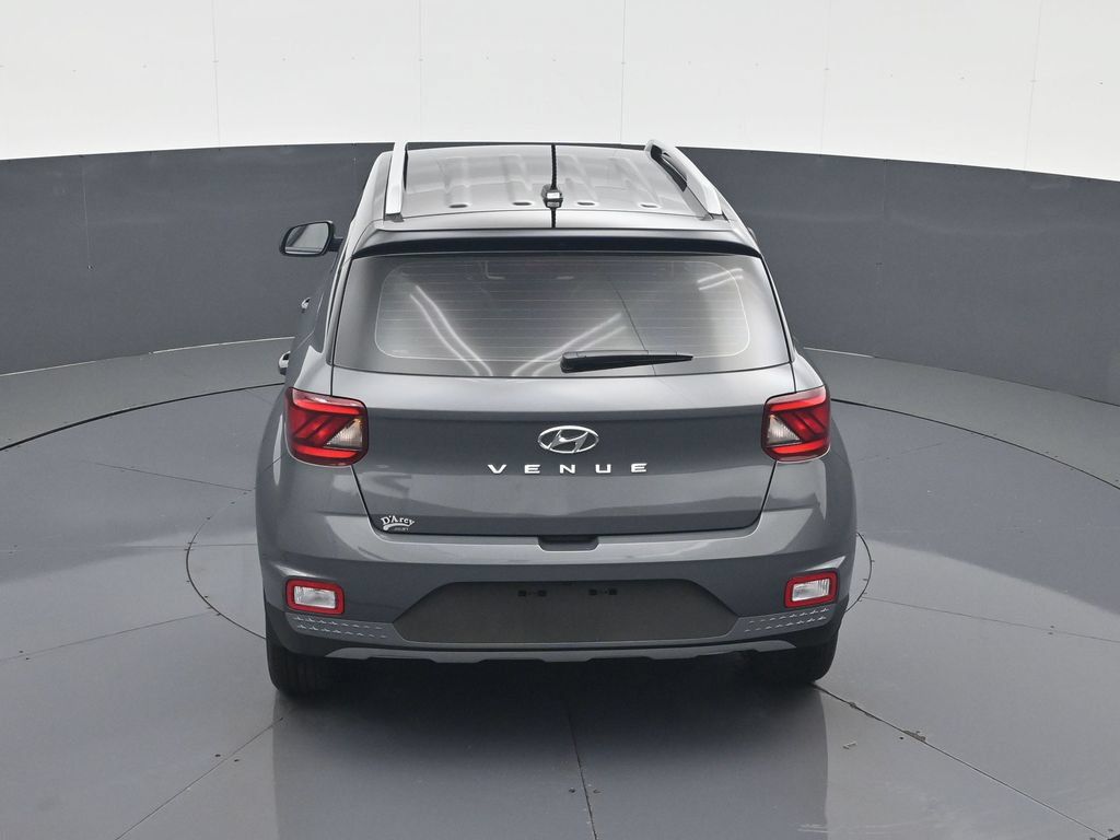 Certified 2026 Hyundai Venue SEL FWD image 19