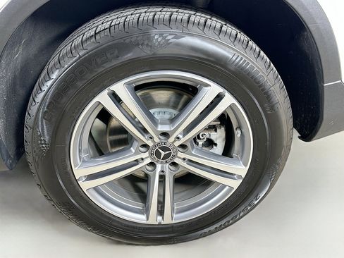 Certified 2021 Mercedes-Benz GLC 300 4MATIC image 38