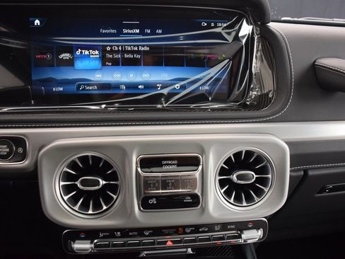 New 2025 Mercedes-Benz G 63 AMG 4MATIC image 26