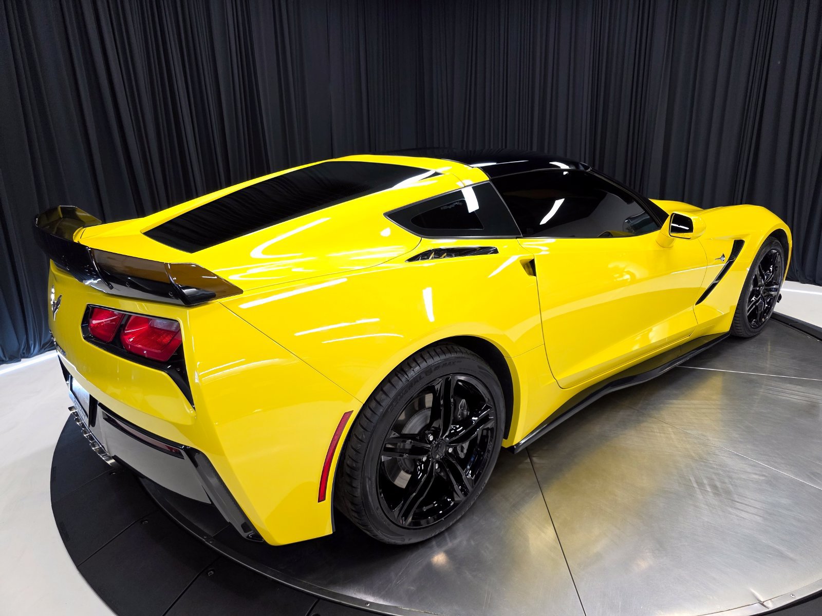 Used 2016 Chevrolet Corvette Stingray Coupe w/ 3LT Preferred Equipment Group RWD image 45