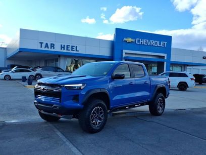 Used 2025 Chevrolet Colorado ZR2 w/ Technology Package