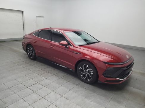 Used 2025 Hyundai Sonata SEL FWD image 11