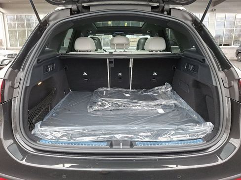 Used 2026 Mercedes-Benz GLC 300 4MATIC image 22