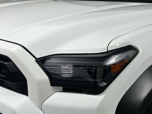 Used 2025 Toyota 4Runner SR5 image 11