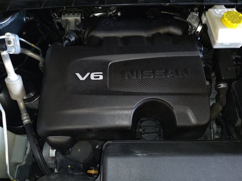 Used 2022 Nissan Pathfinder Platinum w/ Cargo Package FWD image 30