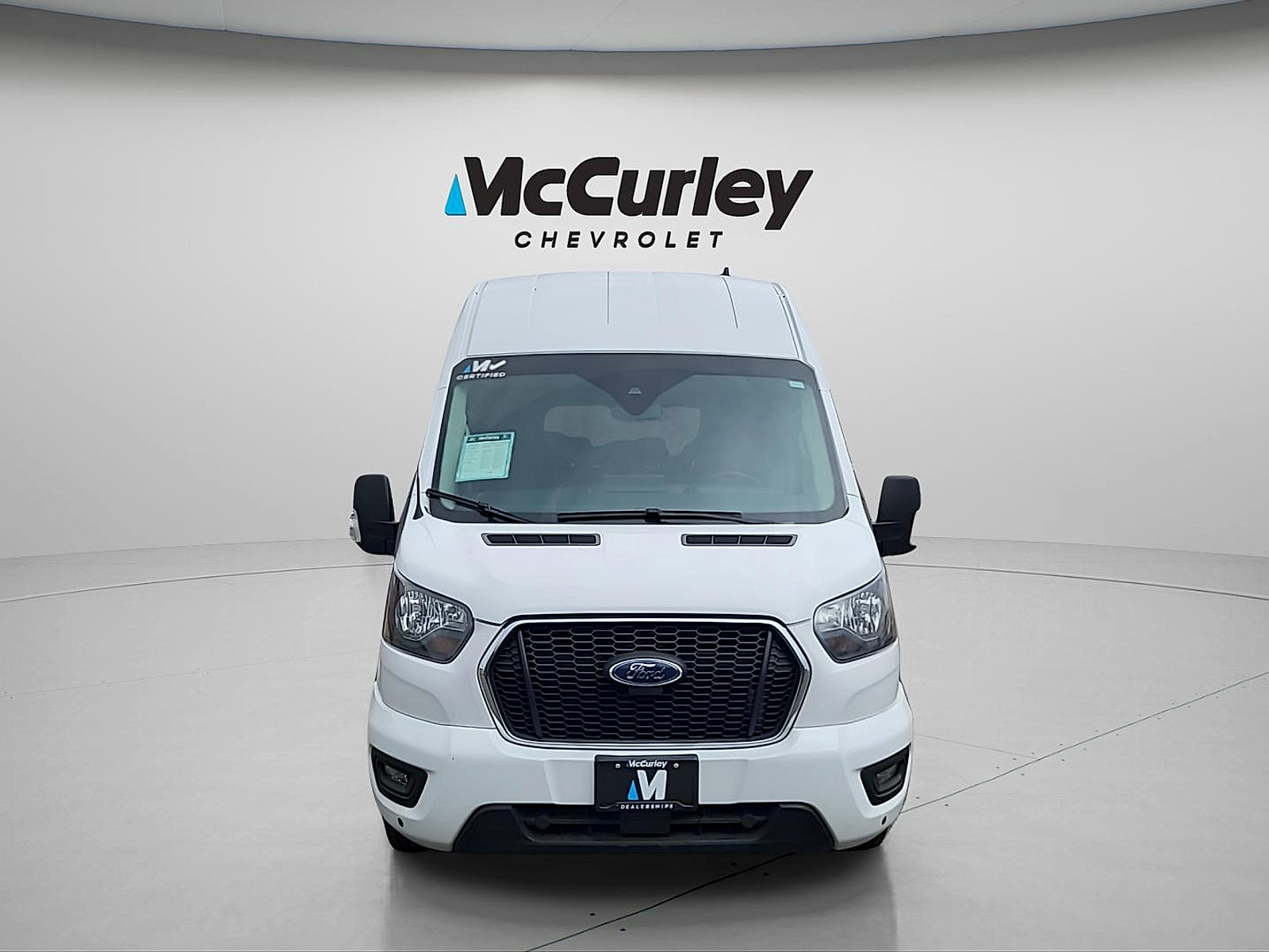 Used 2024 Ford Transit 350 XLT RWD image 2