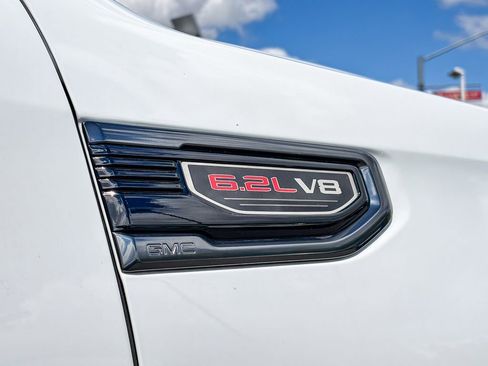 Used 2023 GMC Sierra 1500 AT4 w/ Technology Package image 12