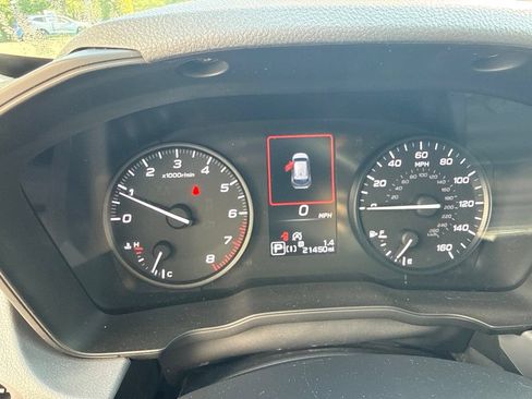 Used 2024 Subaru Crosstrek 2.0i AWD/4WD image 19