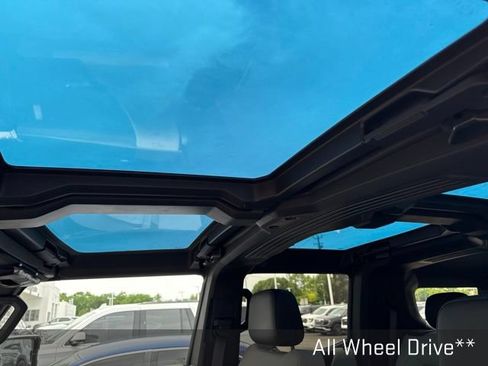 Used 2026 GMC Hummer EV SUV AWD/4WD image 12