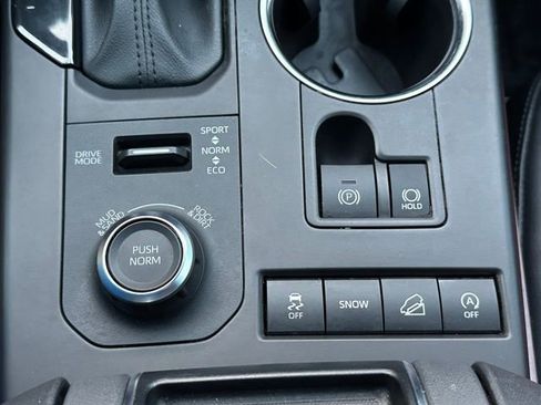 Used 2021 Toyota Highlander XSE image 35