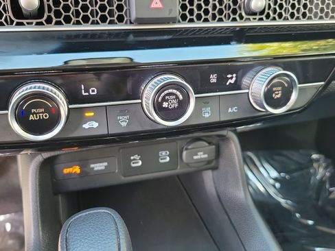 Used 2025 Honda Civic LX image 35