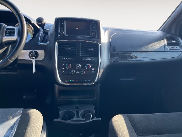 Used 2015 Dodge Grand Caravan SE w/ Quick Order Package 29E SE FWD image 11
