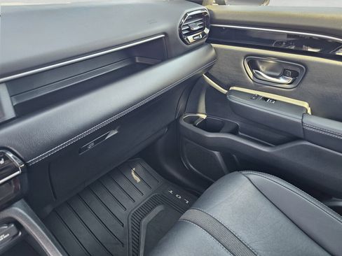 Used 2025 Honda Pilot EX-L image 28