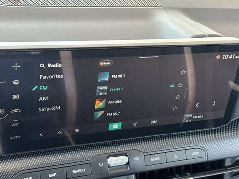 Used 2025 Kia K4 GT-Line w/ GT-Line Premium Package FWD image 17