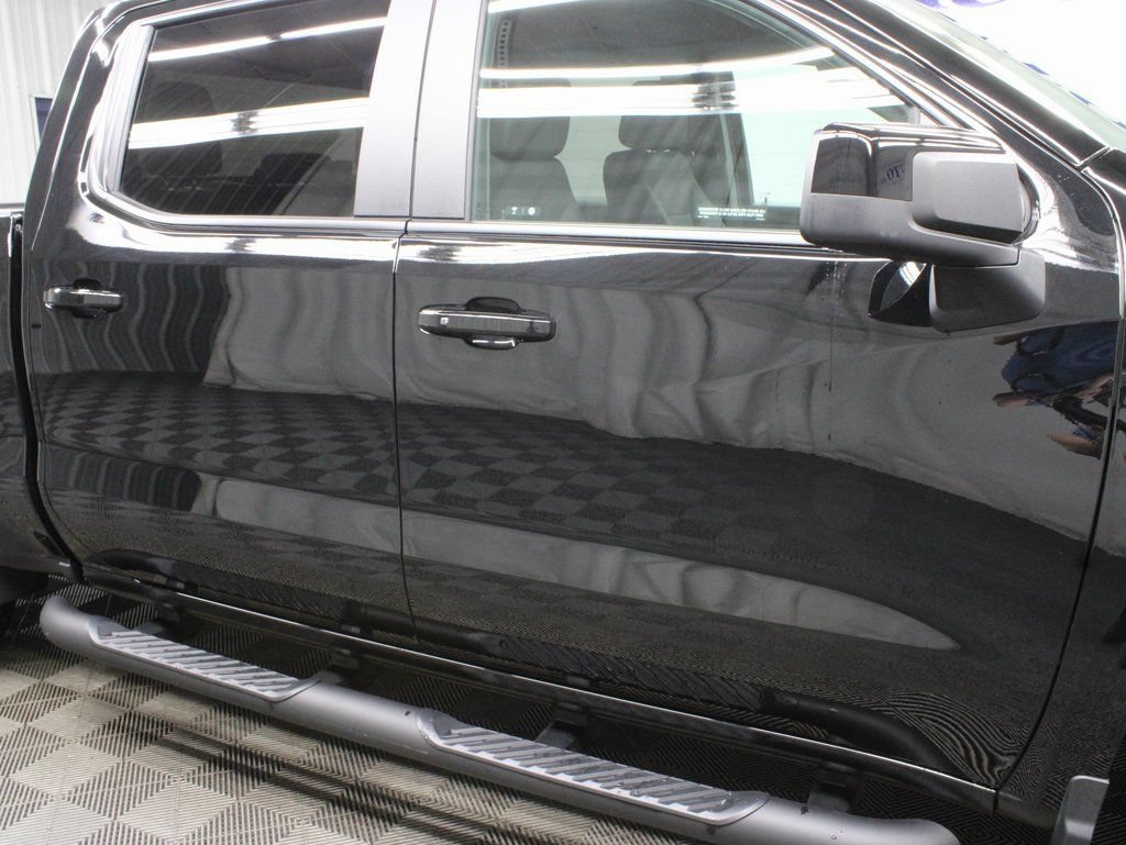 Used 2025 Chevrolet Silverado 1500 RST AWD/4WD image 27