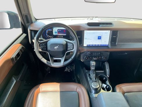 Used 2024 Ford Bronco Outer Banks AWD/4WD image 22
