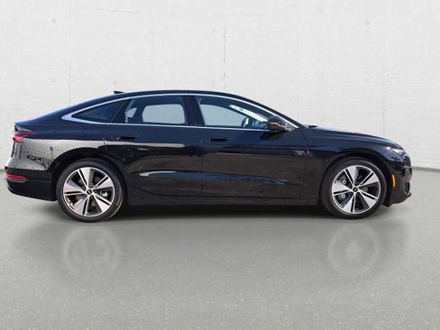 Certified 2025 Audi A6 e-tron Premium Plus w/ Premium Plus image 4