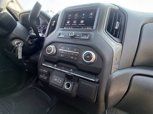 Used 2023 GMC Sierra 3500 Pro w/ Convenience Package AWD/4WD image 33