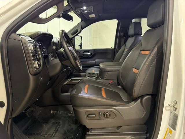 Used 2023 GMC Sierra 2500 AT4 w/ AT4 Preferred Package AWD/4WD image 12