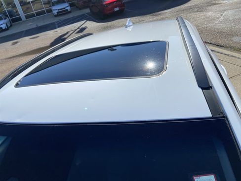 Used 2023 Hyundai Kona Limited image 27