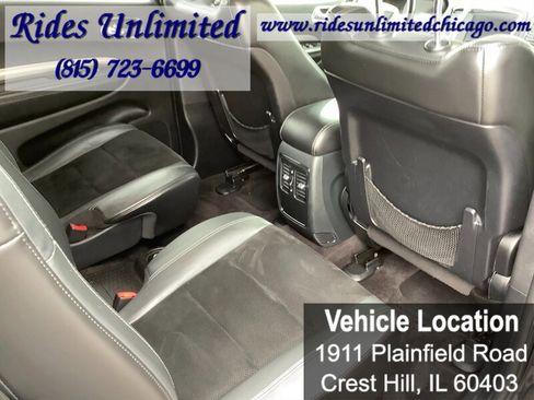 Used 2016 Dodge Durango SXT w/ Blacktop Package AWD/4WD image 32