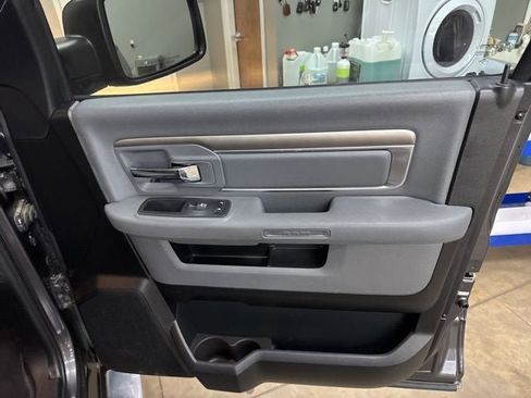 Used 2017 RAM 1500 Big Horn AWD/4WD image 24