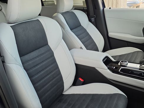 New 2026 Mitsubishi Outlander SE FWD image 34