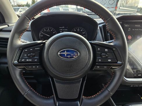 Certified 2025 Subaru Crosstrek 2.5i Limited w/ Crosstrek Mirror Package image 15