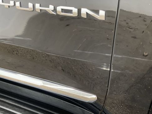 Used 2021 GMC Yukon XL SLT w/ SLT Luxury Plus Package image 30