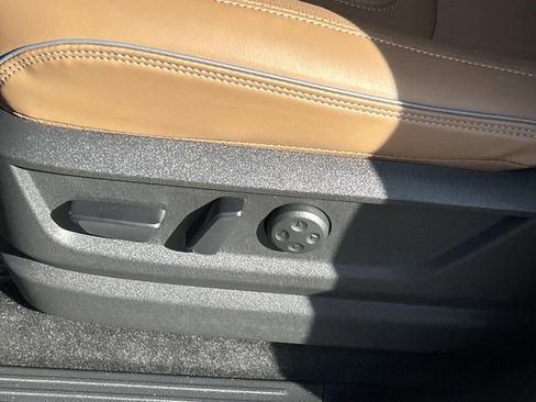 New 2026 INFINITI QX80 Luxe image 15