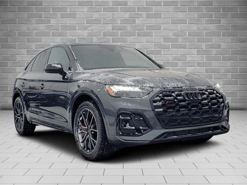 Used 2023 Audi SQ5 Premium Plus image 3