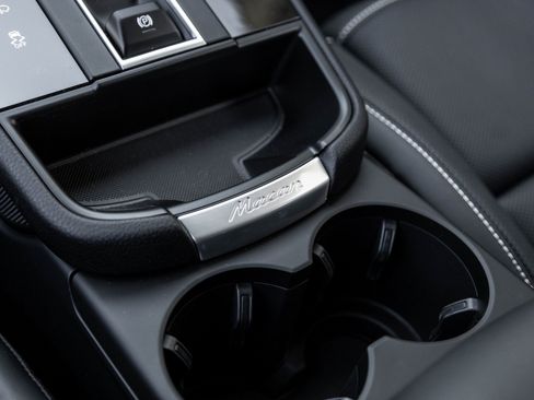 New 2026 Porsche Macan Turbo image 28