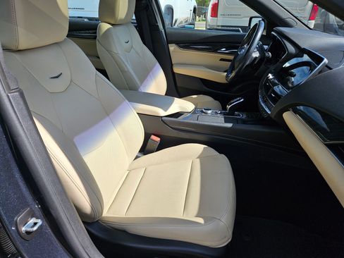 Used 2020 Cadillac CT5 Premium Luxury AWD/4WD image 32