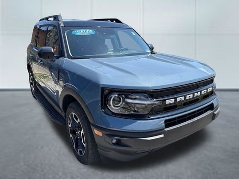 Used 2024 Ford Bronco Sport Outer Banks AWD/4WD image 5