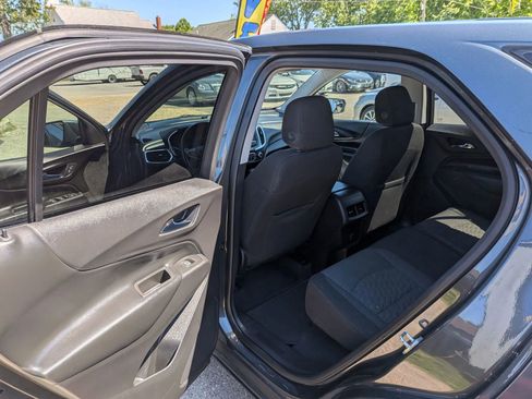 Used 2018 Chevrolet Equinox LT AWD/4WD image 27