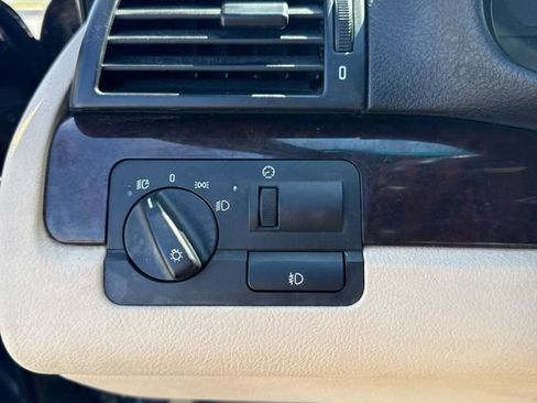 Used 2005 BMW 325Ci Convertible image 21