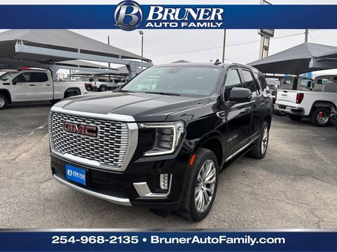 Used 2023 GMC Yukon Denali w/ Denali Reserve Package image 1