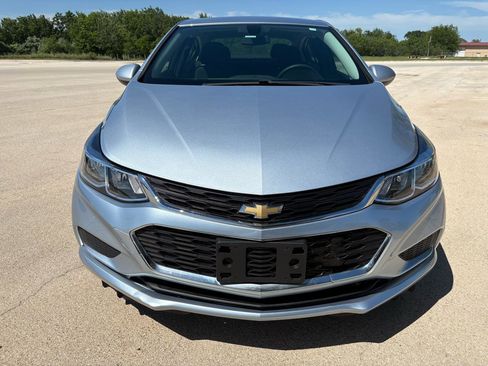 Used 2017 Chevrolet Cruze LS FWD image 47