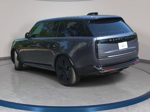 New 2026 Land Rover Range Rover Long Wheelbase SE AWD/4WD image 7