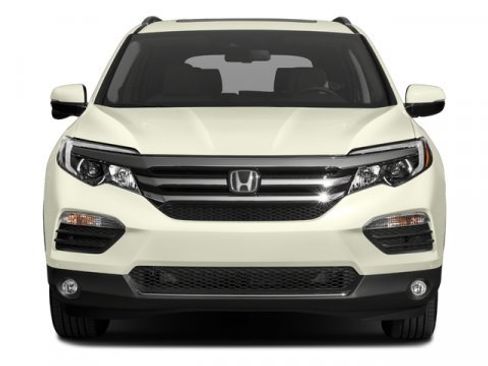 Used 2017 Honda Pilot Touring image 4