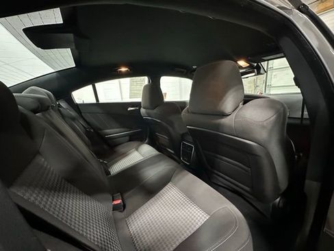 Used 2023 Dodge Charger R/T w/ Technology Group RWD image 16