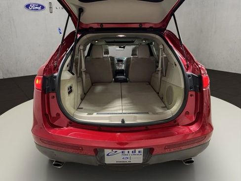 Used 2012 Lincoln MKT AWD image 21