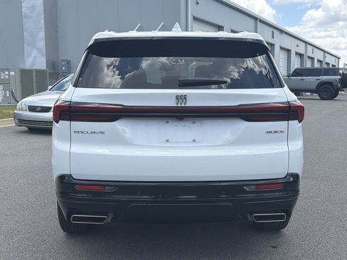 Used 2026 Buick Enclave Sport Touring FWD image 8