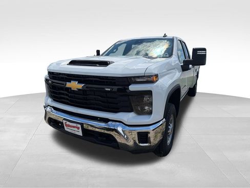New 2025 Chevrolet Silverado 2500 W/T w/ WT Convenience Package AWD/4WD image 3