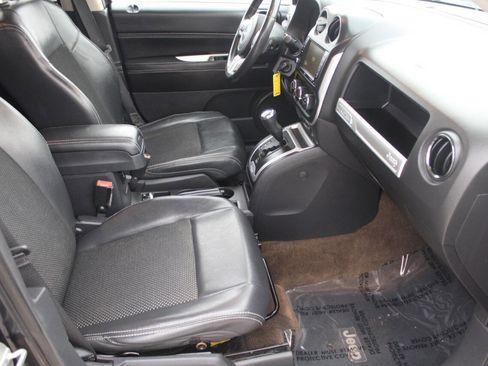 Used 2014 Jeep Compass Latitude image 7