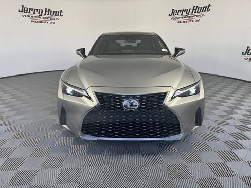 Used 2023 Lexus IS 300 w/ Comfort Package RWD image 5