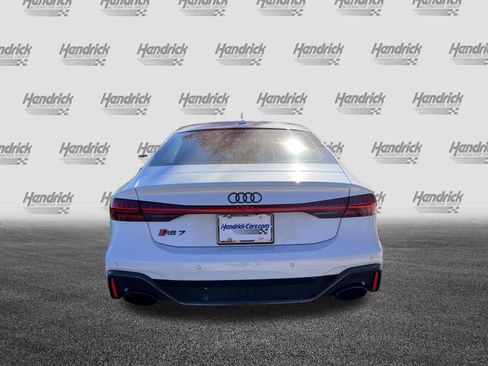 Used 2023 Audi RS 7 Sportback image 8