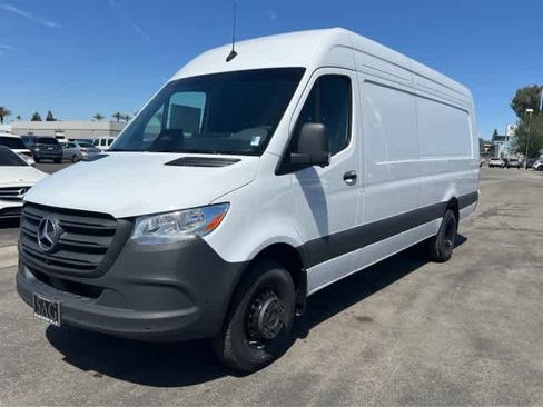 New 2026 Mercedes-Benz Sprinter 3500 image 1